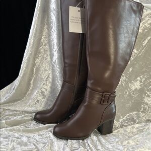 NWOB SOUL NATURALIZER BROWN BOOT 7Wide with Wide Calf